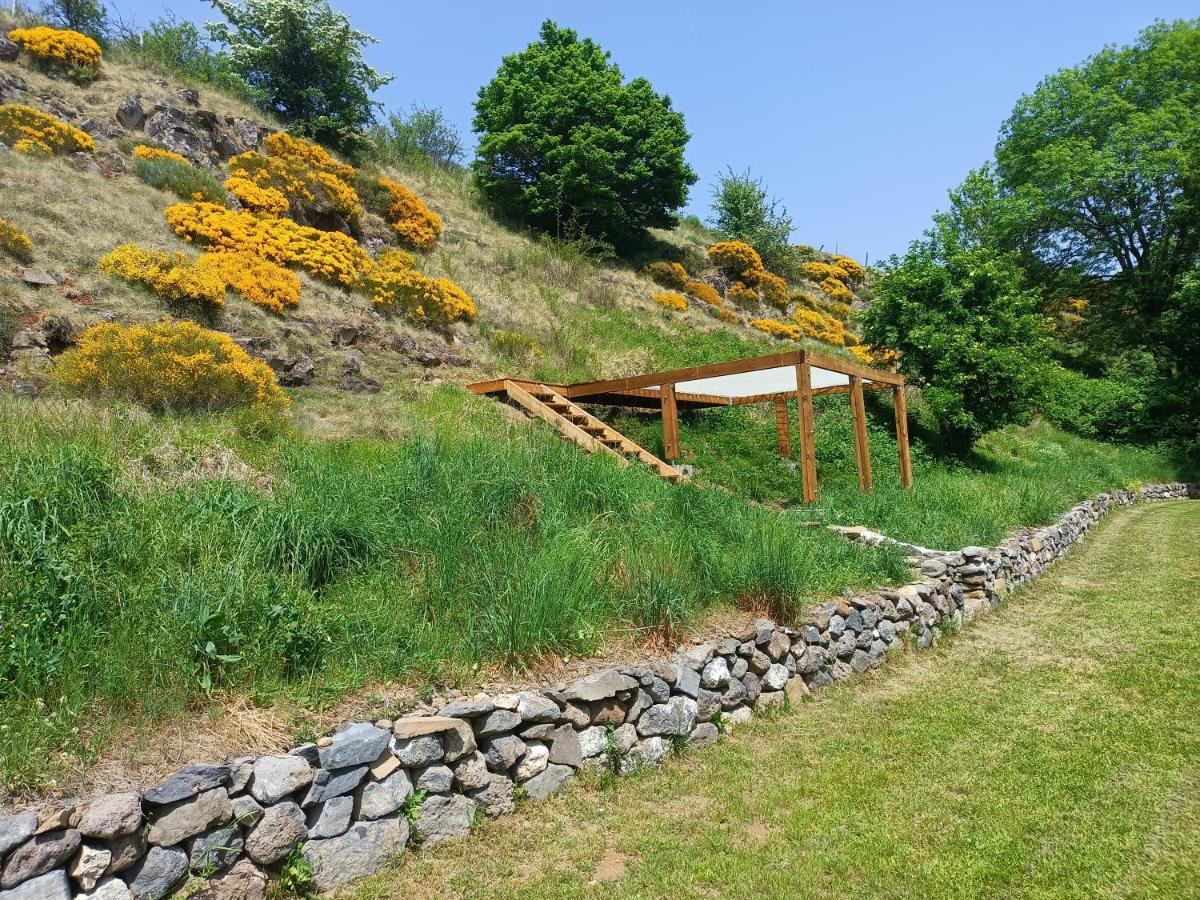 Maison D'Architecte En Pleine Nature Arlempdes Eksteriør bilde